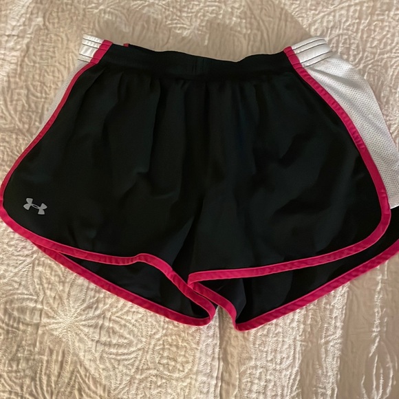 Under Armour Pants - Under Armour Women’s Running Shorts